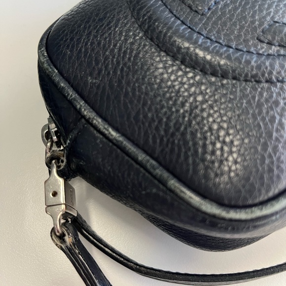 Gucci Black Leather Mini Soho Disco Crossbody Bag - Picture 3 of 11